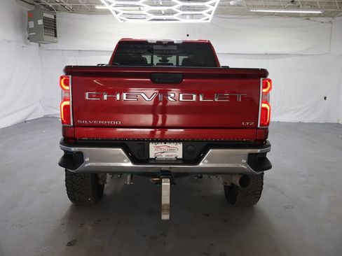 Used 2020 Chevrolet Silverado 2500 LTZ w/ LTZ Premium Package AWD/4WD image 6