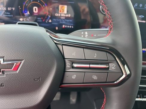 New 2026 Chevrolet Traverse RS w/ LPO, Floor Liner Package image 23