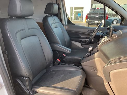 Used 2020 Ford Transit Connect XL image 33