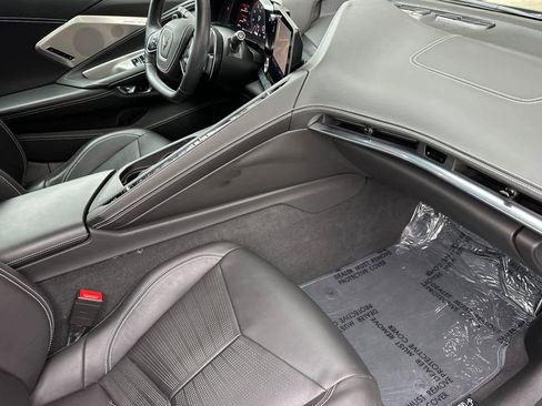 Used 2020 Chevrolet Corvette 3LT w/ 3LT Preferred Equipment Group image 12