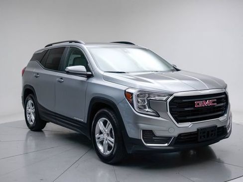 Used 2023 GMC Terrain SLE w/ Driver Convenience Package FWD image 22