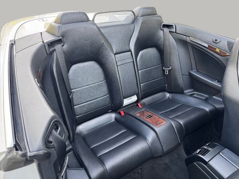 Used 2011 Mercedes-Benz E 350 Cabriolet image 15