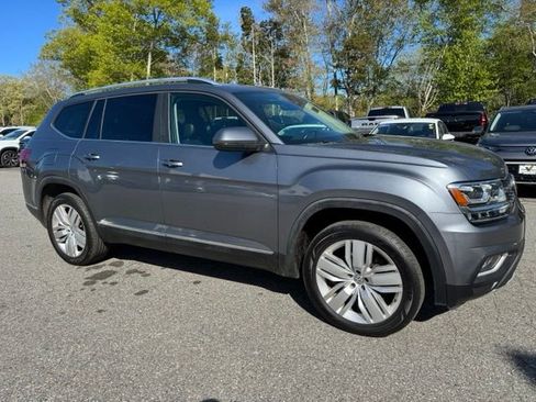 Used 2019 Volkswagen Atlas SEL AWD/4WD image 3