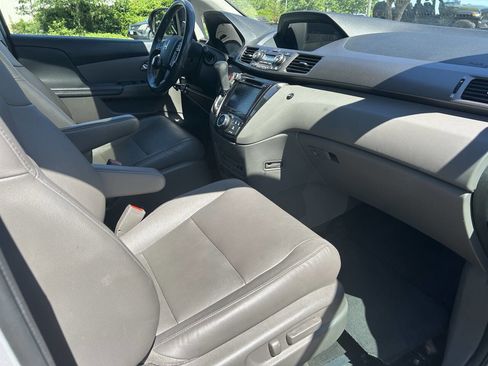 Used 2015 Honda Odyssey Touring Elite image 34