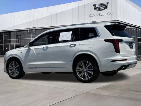 Certified 2024 Cadillac XT6 Premium Luxury w/ Technology Package FWD image 5