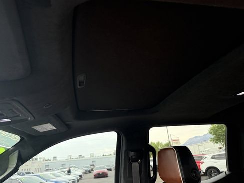 Used 2024 GMC Sierra 1500 Denali Ultimate image 12