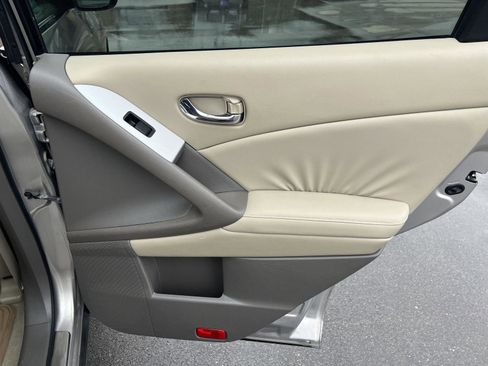 Used 2010 Nissan Murano SL w/ Leather Pkg image 23