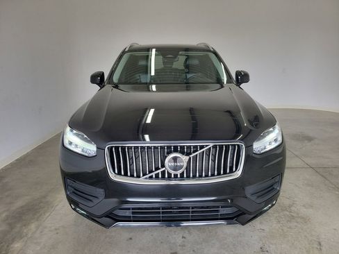 Used 2023 Volvo XC90 B5 Core AWD/4WD image 2
