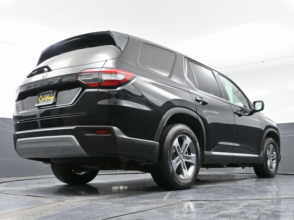 Used 2025 Honda Pilot EX-L image 55
