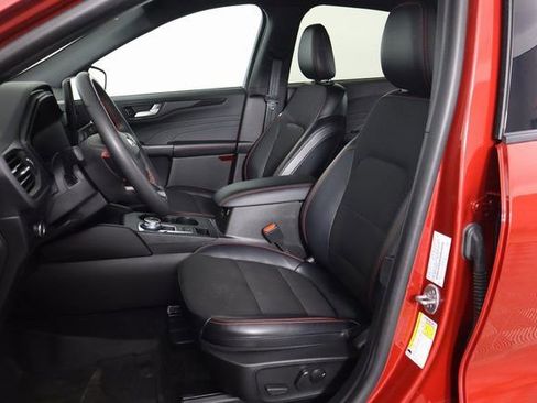 Certified 2023 Ford Escape ST-Line Elite AWD/4WD image 28
