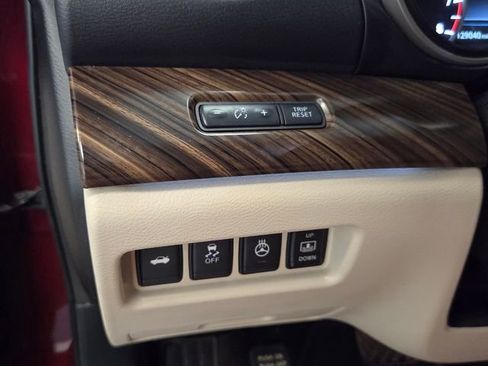 Used 2016 Nissan Maxima Platinum FWD image 27