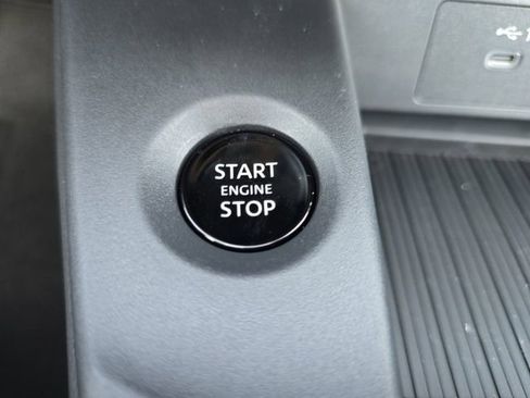 New 2026 Nissan Sentra SR FWD image 29
