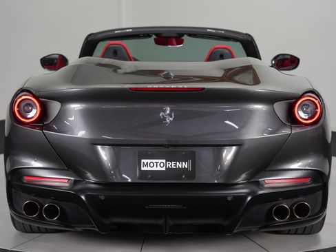 Used 2022 Ferrari Portofino M image 9