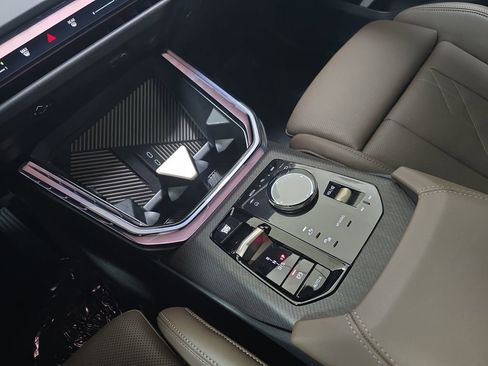 Used 2025 BMW X3 xDrive30i w/ Convenience Package image 26