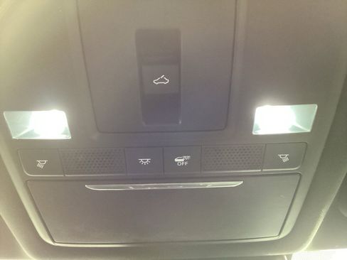 Used 2021 MAZDA CX-9 Signature AWD/4WD image 31