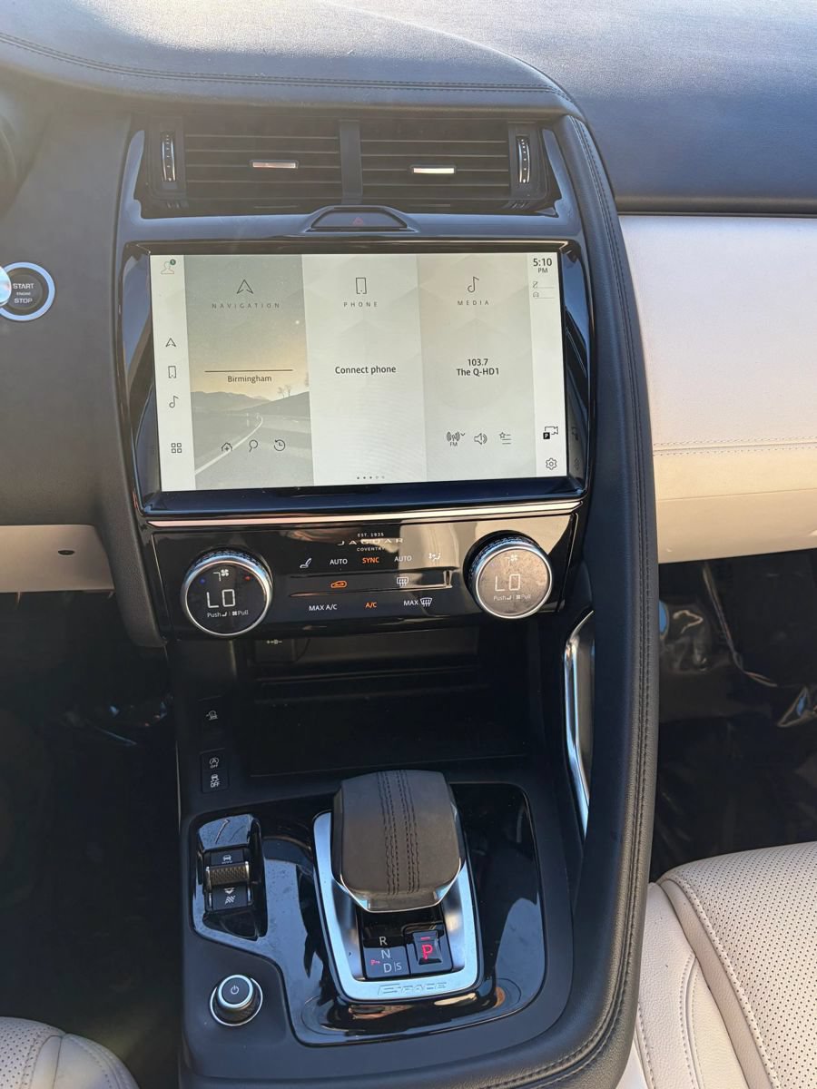 Used 2021 Jaguar E-PACE SE AWD/4WD image 14