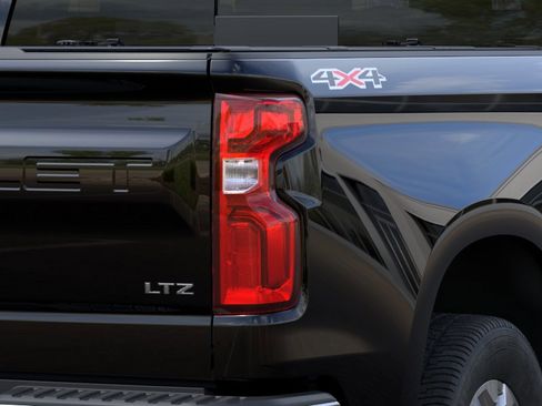 New 2025 Chevrolet Silverado 1500 LTZ w/ LTZ Premium Package AWD/4WD image 12