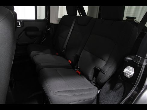 Used 2022 Jeep Wrangler Unlimited Sport AWD/4WD image 20