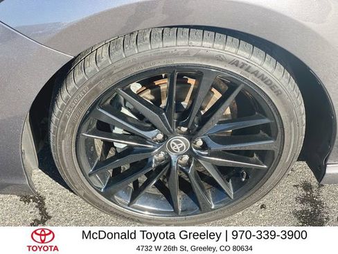 Used 2021 Toyota Camry XSE FWD image 10