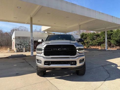 Used 2021 RAM 2500 Laramie w/ Night Edition image 2