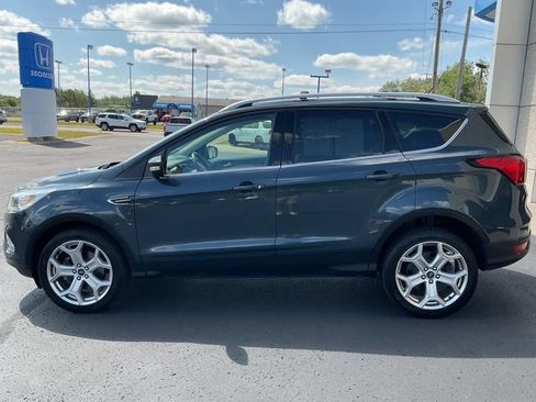 Used 2019 Ford Escape Titanium AWD/4WD image 8
