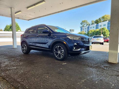 Used 2023 Buick Encore GX Select image 7