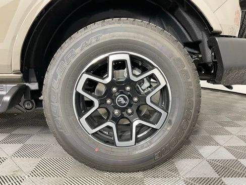 New 2026 Ford Bronco Outer Banks AWD/4WD image 10