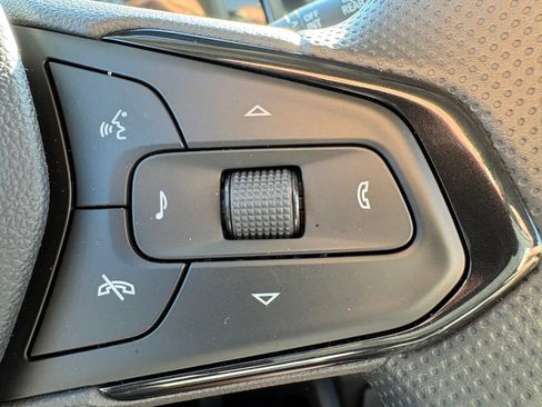 Used 2026 Chevrolet TrailBlazer LT FWD image 16