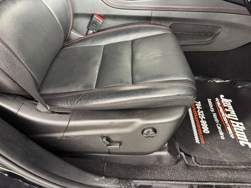 Used 2024 Dodge Durango GT image 38