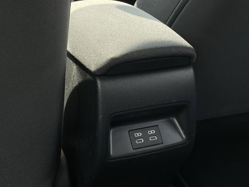 Used 2024 Toyota Corolla LE image 24