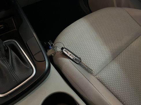 Used 2025 Kia Soul LX w/ LX Technology Package image 21