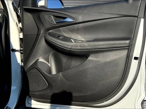 Used 2023 Buick Encore GX Select FWD image 27