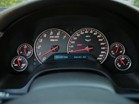 Used 2006 Chevrolet Corvette Z06 w/ Preferred Equipment Group RWD image 30