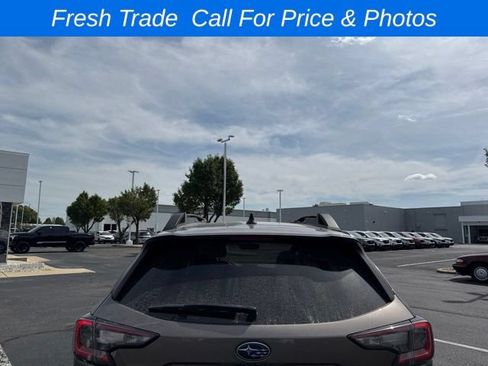 Used 2022 Subaru Outback Limited XT AWD/4WD image 8