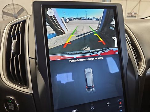 Used 2023 Ford Edge SEL image 21