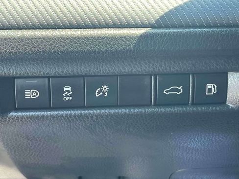 Certified 2025 Toyota Camry SE w/ Convenience Package AWD/4WD image 24