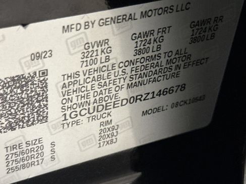Used 2024 Chevrolet Silverado 1500 RST w/ Protection Package AWD/4WD image 28