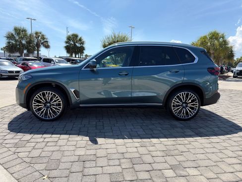 New 2026 BMW X5 xDrive40i w/ Climate Comfort Package image 13