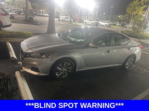 Used 2021 Nissan Altima 2.5 S w/ Driver Assist Package image 2