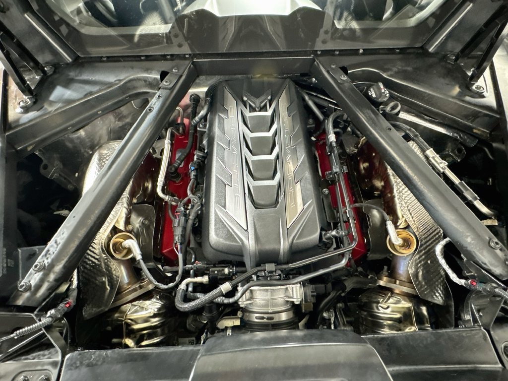 Used 2026 Chevrolet Corvette Stingray Coupe w/ Z51 Performance Package RWD image 24