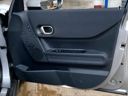 Certified 2025 MINI Cooper 4-Door Hardtop image 26