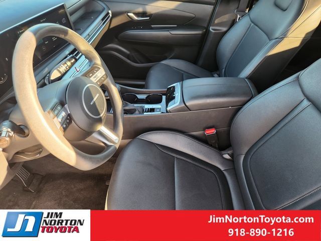Used 2025 Hyundai Santa Cruz SEL FWD image 13