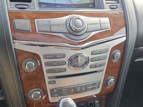 Used 2018 INFINITI QX80 4WD w/ Driver Assistance Package image 16