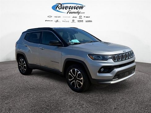 Used 2024 Jeep Compass Limited AWD/4WD image 7