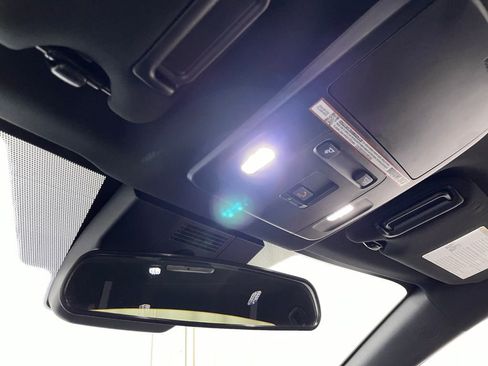 Used 2025 Toyota Camry SE image 26