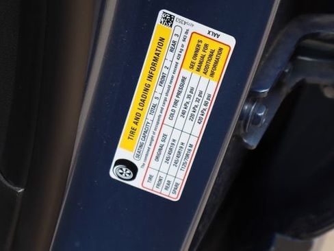 Used 2024 Buick Envista Avenir FWD image 31