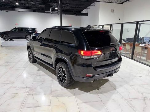 Used 2021 Jeep Grand Cherokee Trailhawk w/ Trailhawk Luxury Group AWD/4WD image 11