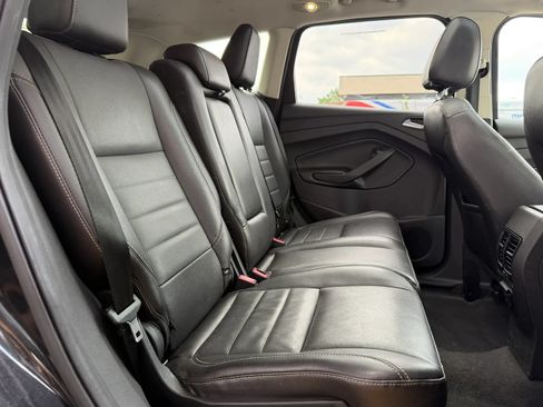 Used 2014 Ford Escape SE w/ Equipment Group 201A FWD image 14