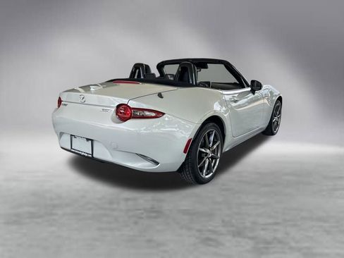Used 2016 MAZDA MX-5 Miata Grand Touring RWD image 5