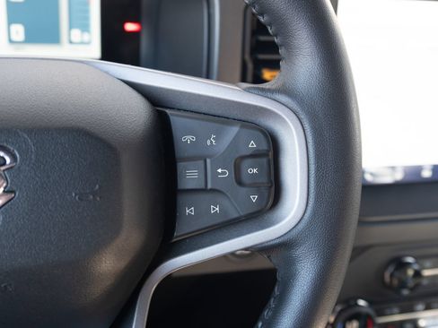Used 2024 Ford Bronco Badlands AWD/4WD image 9